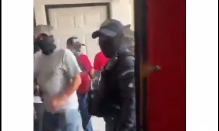 ¡¡ABUSO DE AUTORIDAD!! por parte de los agentes ministeriales y grupo jaguar hacia la casa de un reportero