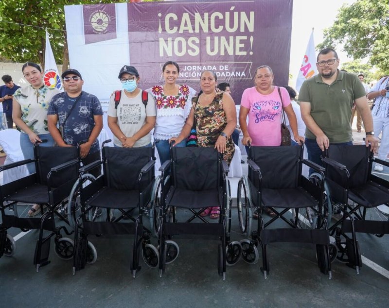 Acercan más de 100 trámites y servicios a la Sm. 228