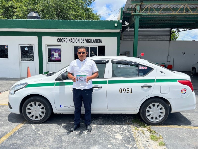 ACLARA TAXISTA QUE FUE AGREDIDO CON UNA NAVAJA POR USUARIO, TRAS SOLICITAR EL PAGO DEL SERVICIO CON TARIFA MINIMA.