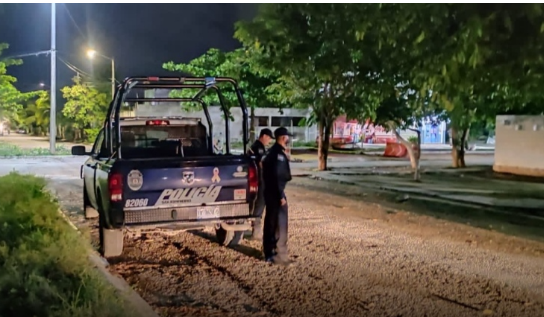 Adolescente denuncia en plena escuela presuntos abusos por años a manos de su padre en Playa del Carmen