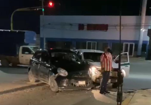 Agentes de Tránsito amenazaron a reportero de “Marcrix Noticias” para evitar que realizara su trabajo en Cancún