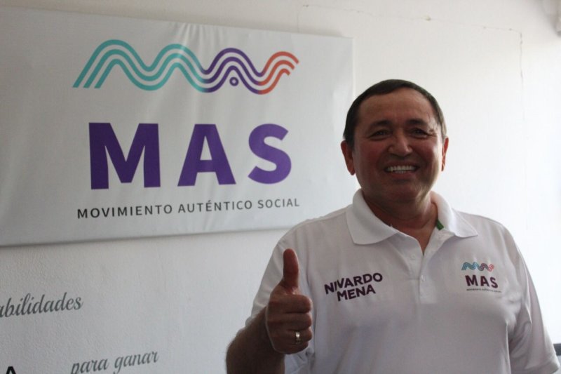ALGUN DIA UN “HOLBOXEÑO” SERA CANDIDATO A GOBERNADOR. DIJO MARTÍNEZ ROSS.