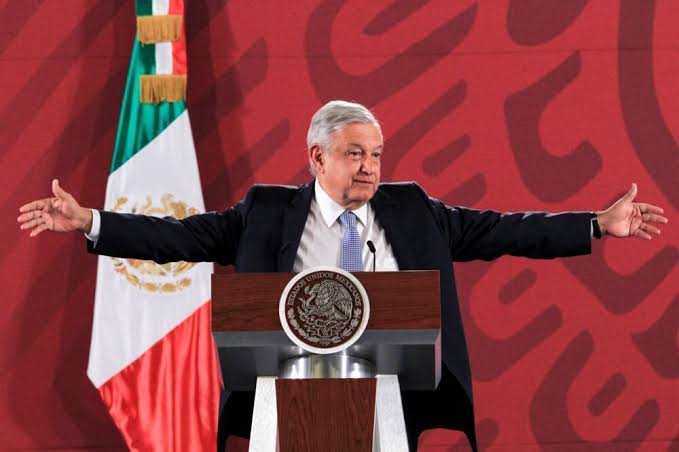 Amigos y Amigas, Mexicanos y Mexicanas.