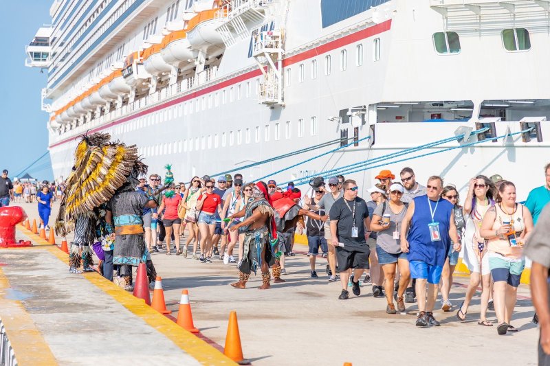 Anuncian que Yucatán recibirá 158 cruceros con 430 mil pasajeros en 2025