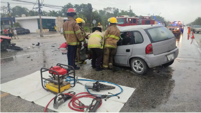  Aparatoso accidente deja muertos y lesionados en Tulum
