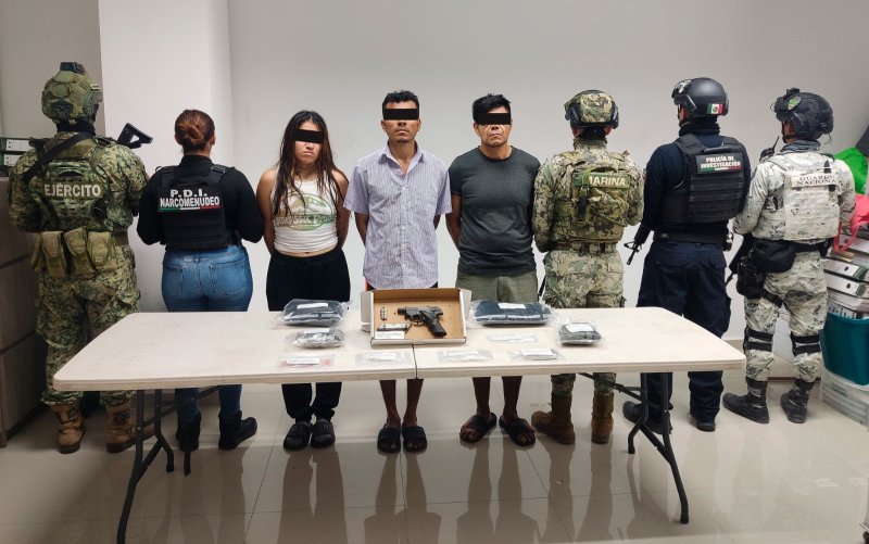 Aseguran autoridades en cateos, drogas, arma de fuego, cartuchos útiles y vehículos en Benito Juárez y Othón P. Blanco