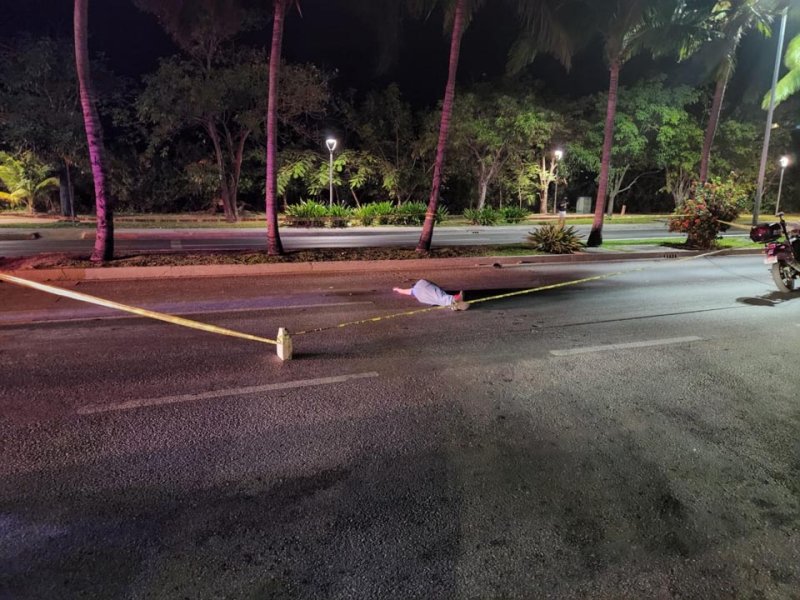 Atropellado en la Zona Hotelera pierde la vida; conductor intenta darse a la fuga