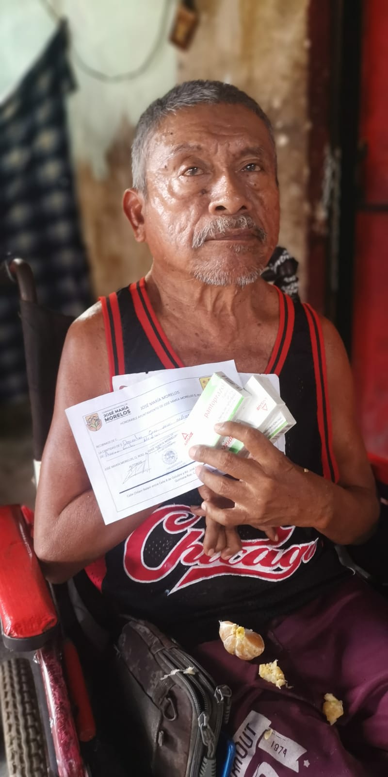 Ayuda social por parte del presidente municipal Erik Borges Yam llega a todos los rincones, la comunidad de discapacitados es prioridad.