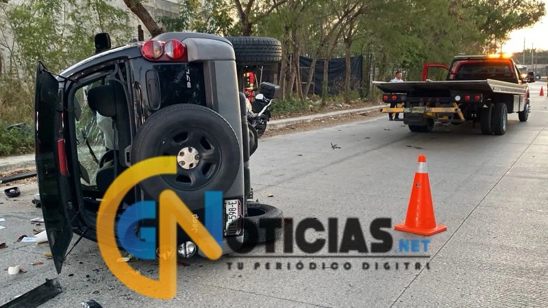 Borrachazo Mañanero;Conductor se da a la fuga después de volcar su vehículo.