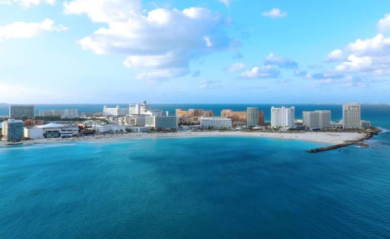 «Cancún Safe» fortalece la seguridad y confianza en turistas