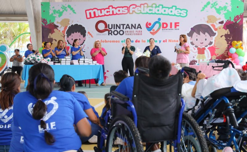 Celebramos el Día de la Niña y el Niño en la Casa Hogar con la “Feria de la Alegría”