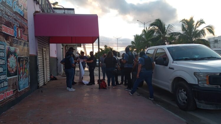 Clausuran bar en Playa del Carmen y detienen a dos personas