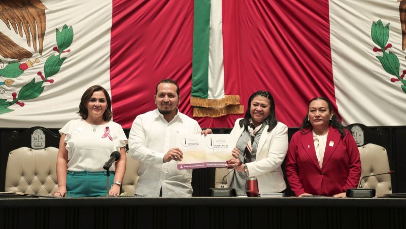 Compareció el presidente del Tribunal Electoral de Quintana Roo, Sergio Avilés Demeneghi ante la XVII Legislatura