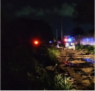 Con un mensaje de advertencia contra personal del Cereso, hallan cuerpo de hombre ejecutado en colonia periférica de Cancún, en la Región 248