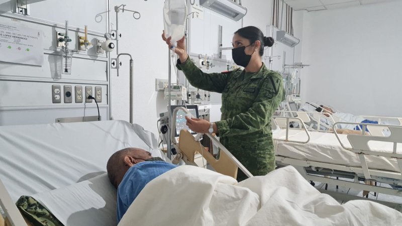 Continúa en Chetumal tradición de servicio el cuerpo de enfermería de Colegio Militar