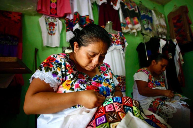 Convoca SEBIEN a quintanarroenses a participar en el programa Artesanas del Bienestar