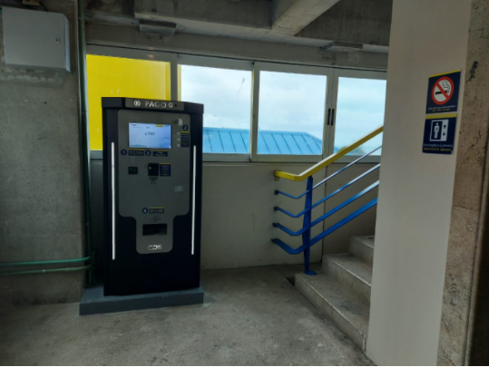 Denuncian ‘robo’ de Ultramar en estacionamiento