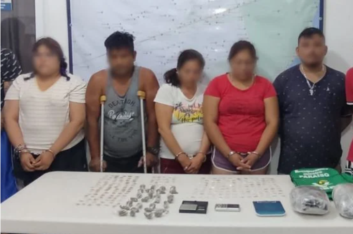 <a href="https://www.lajornadamaya.mx/quintana-roo/198205/desarticulan-presunta-celula-delictiva-en-tulum-hay-siete-detenidos#">Desarticulan presunta célula delictiva en Tulum; hay siete detenidos</a>