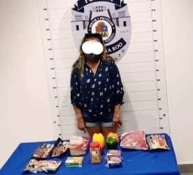 Detienen a mujer por robar carne en Walmart polígono sur de Cancún