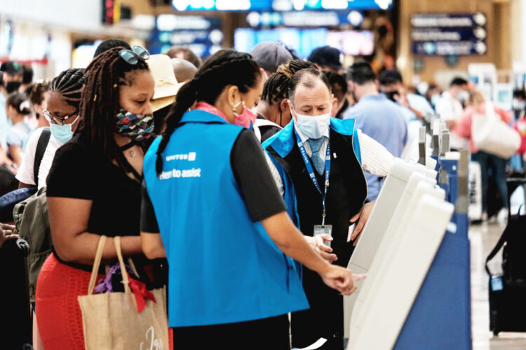 El aeropuerto de Cancún, con 430 operaciones para este día