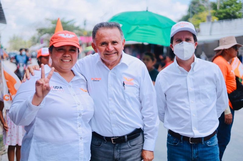 EL DR. PECH SE COMPROMETE A ATENDER LOS SEVEROS REZAGOS QUE PADECE CANCÚN
