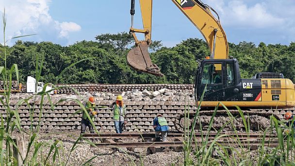 El paso del tren maya en Cancún apesta a Salinas Pliego, publica Proceso