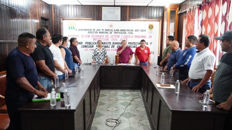 El presidente municipal Erik Borges Yam, encabeza la primera sesión ordinaria del Sistema y Consejo Municipal de Protección Civil 2023.
