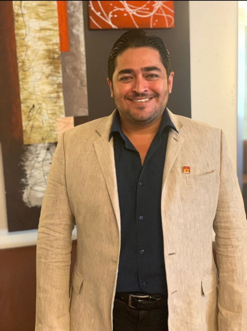 El PT por primera vez apoya a un candidato independiente en Quintana Roo.