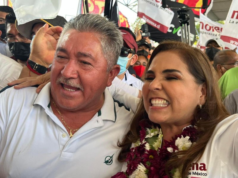 EN PRIMERA FILA: TAXISTAS DE CANCÚN CON MARA LEZAMA RUMBO AL 5 DE JUNIO