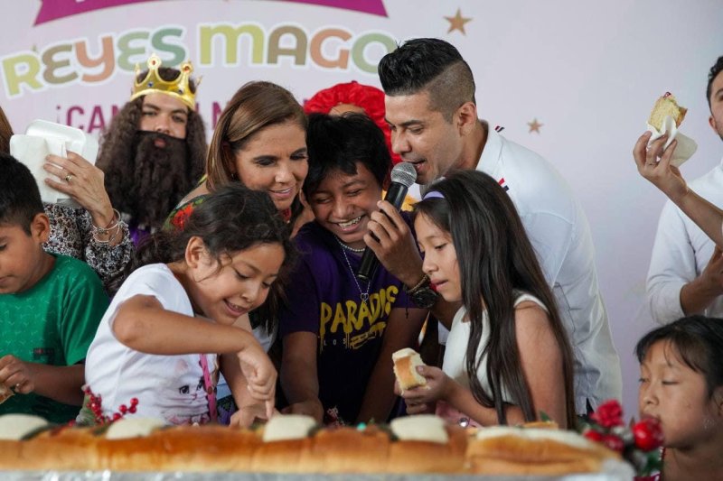 Entre tradiciones y rosca Mara Lezama festeja Día de Reyes con familias de Cancún