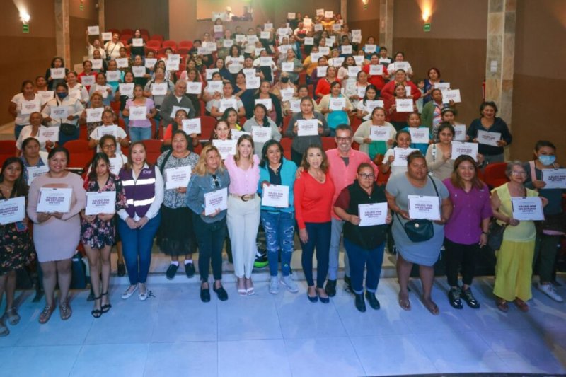 ENTREGA GOBIERNO DE BJ 100 CERTIFICADOS GRATUITOS PARA EXÁMENES PREVENTIVOS A MUJERES