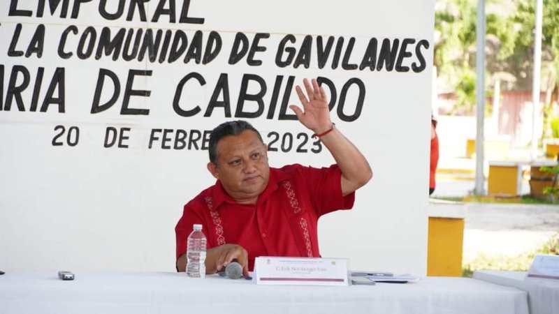 ERIK BORGES LE CUMPLE A LOS MORELENSES DEPORTISTAS EN LA MIRAFLORES, CON LA REHABILITACIÓN DEL CAMPO DE SOFTBOL.
