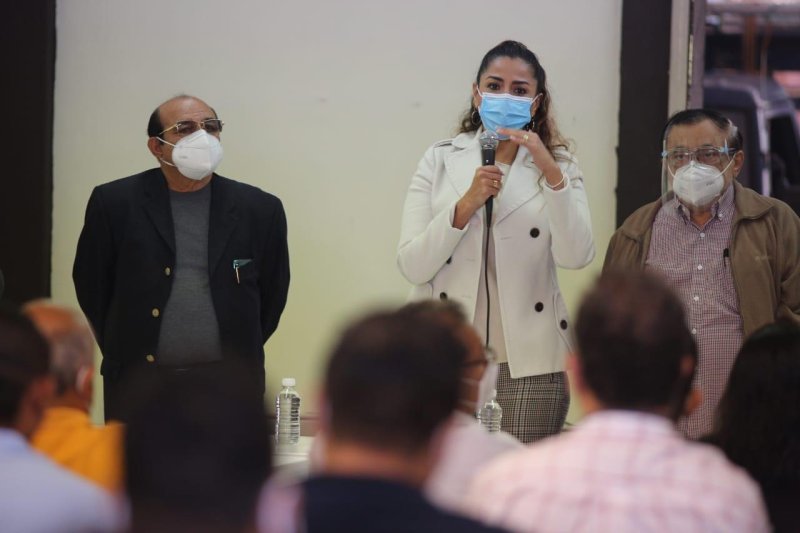 ES PRIORIDAD QUE PERSONAL MÉDICO CUENTE CON EQUIPAMIENTO PARA SU PROTECCIÓN