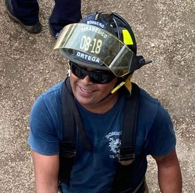 Fallece bombero, luchando contra incendio en Playa del Carmen