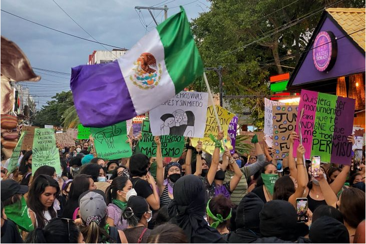 <a href="https://www.lajornadamaya.mx/quintana-roo/198137/feministas-solicitan-ser-incluidas-en-terna-para-titularidad-de-la-ceaveqroo#">Feministas solicitan ser incluidas en terna para titularidad de la Ceaveqroo</a>