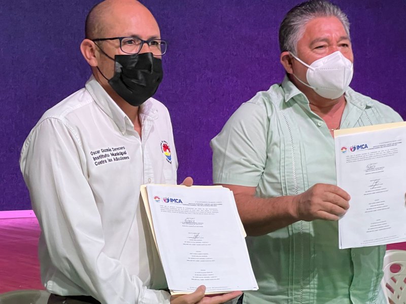 Firman convenio de colaboración el Sindicato de Taxistas “Andrés Quintana Roo” y el Instituto Municipal contra las Adicciones.