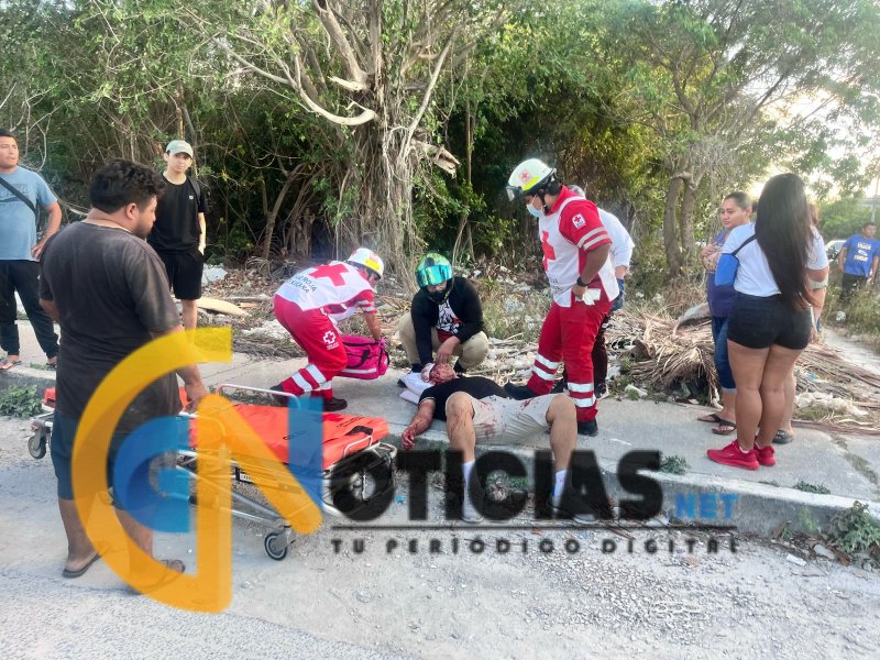 Grave accidente vehicular en la Supermanzana 222 deja un lesionado