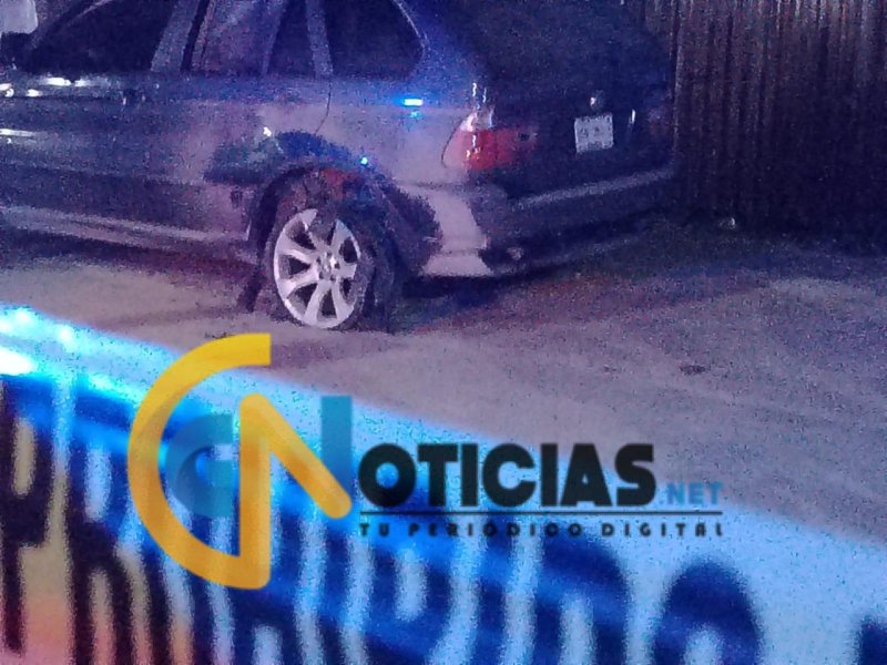 Hallan camioneta baleada en la Avenida López Portillo de Cancún