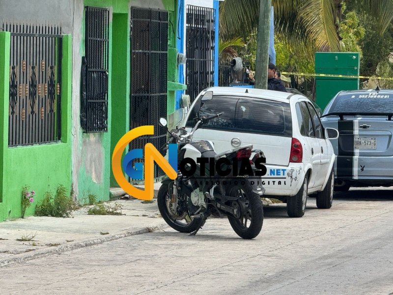 Hallan motocicleta usada en intento de asalto a joyería en Cancún