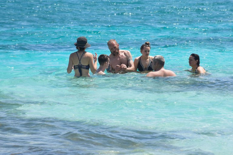 Hasta 150 jóvenes argentinos que viajaron a Cancún podrían estar en aislamiento