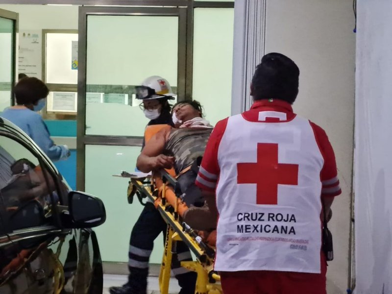 Hombre recibe cuchillada en la cara en asalto