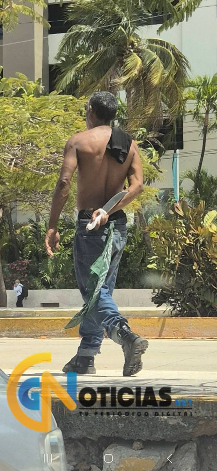 Inacción Policial en Cancún: Ciudadanos Alertan de Peligro Mientras Autoridades Ignoran Reportes