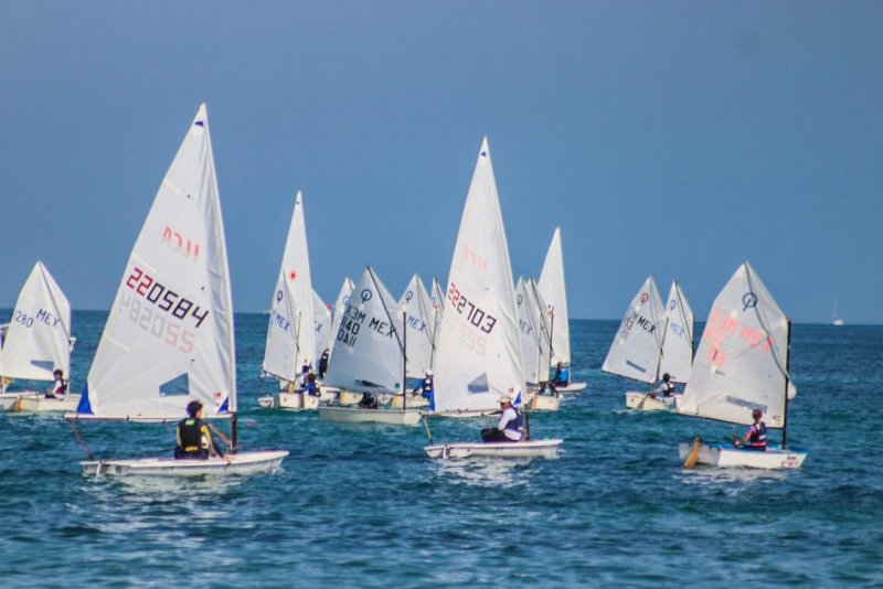 Inaugura Eric Arcila la primera edición del “Mayan Wind Fest 2024” de vela