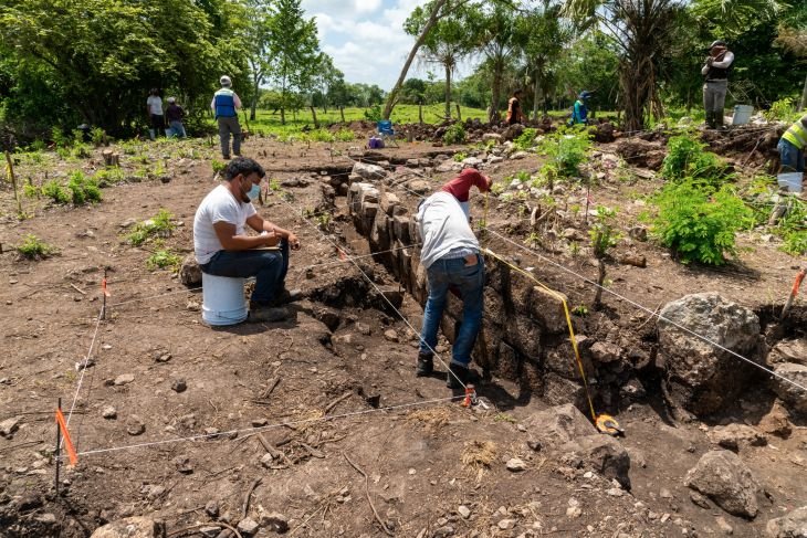 <a href="https://www.lajornadamaya.mx/quintanaroo/203758/incorpora-el-inah-dos-zonas-arqueologicas-de-quintana-roo-al-programa-de-mejoramiento#">Incorpora INAH dos zonas arqueológicas de QRoo al programa de mejoramiento</a>