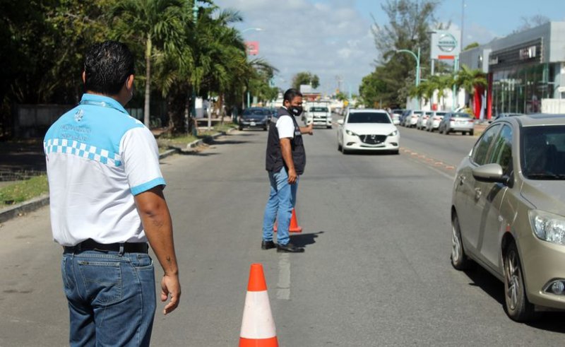 Inspectores de Movilidad detienen a un albañil acusándolo de ser Uber