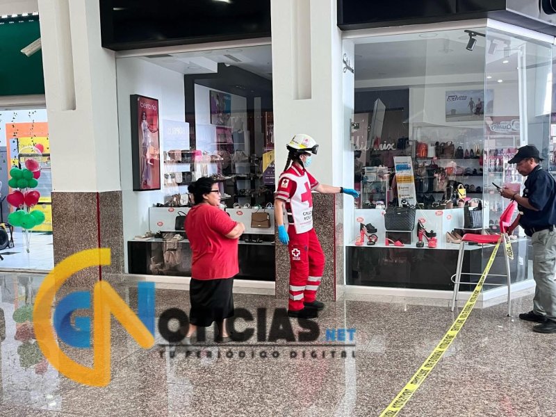 Intento de asalto en Cancún Mall genera movilización policiaca no se reportan personas detenidas.