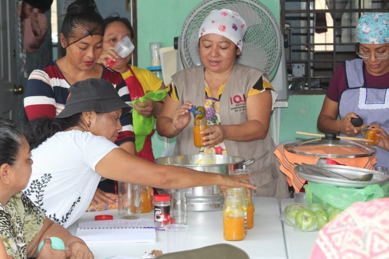 IQM brinda capacitación y habilidades productivas a mujeres chetumaleñas para su autoempleo