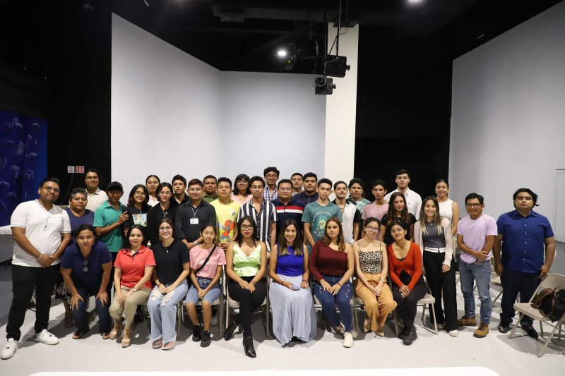 Jóvenes, fundamentales en el proceso de transformación de la administración pública