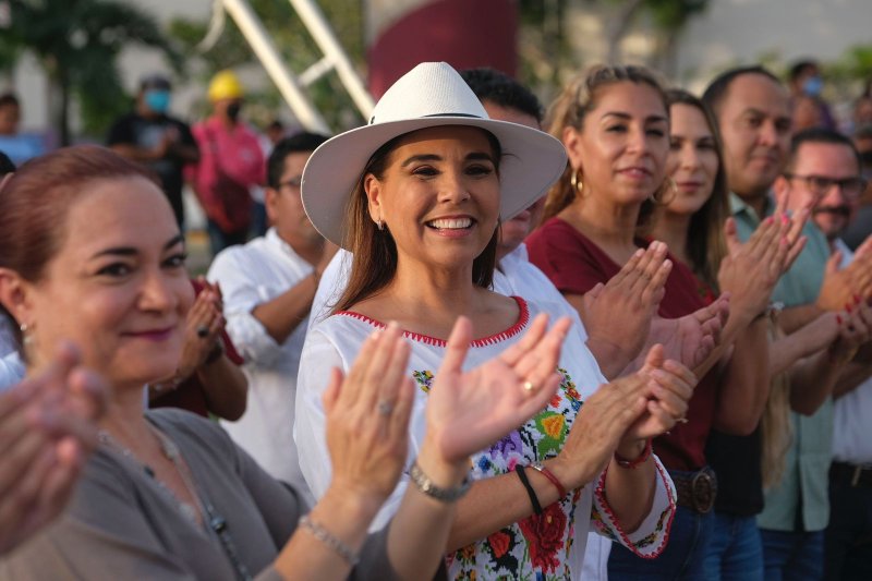 La gobernadora electa de Quintana Roo, Mara Lezama arrancó en Cozumel su gira de agradecimiento por el estado tras el resultado en las urnas el pasado 5 de junio, el cual dijo “fue contundente y es un triunfo de todas y de todo el pueblo”.