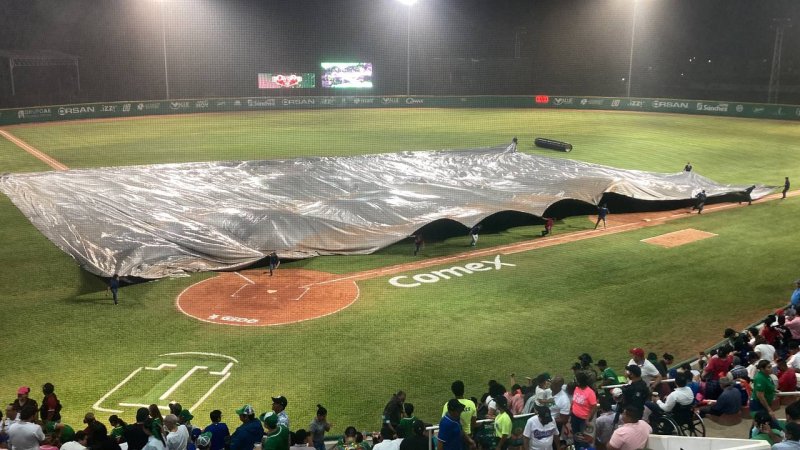 La lluvia detiene el primero de la serie en Macuspana